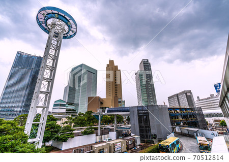 日本的橫濱城市景觀，俯瞰著櫻木町站前正在建設的橫濱空中客艙 70512814