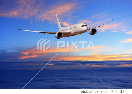 一架飛機 70513151