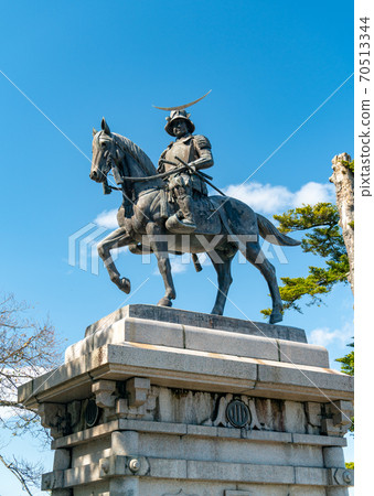 Aoba Castle Ruins, Statue of Masamune Date in the Blue Sky Miyagi Sendai Aoba Castle Ruins, Statue of Masamune Date in the Blue Sky Miyagi Sendai 70513344