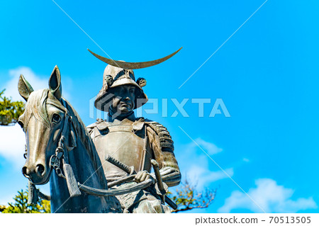 Aoba Castle Ruins, Statue of Masamune Date in the Blue Sky Miyagi Sendai Aoba Castle Ruins, Statue of Masamune Date in the Blue Sky Miyagi Sendai 70513505