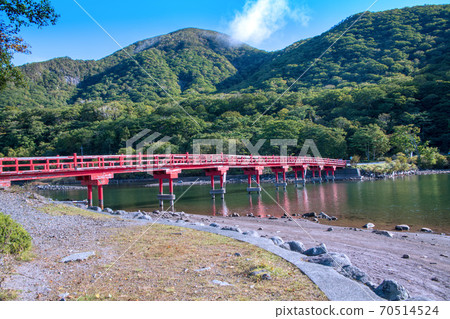 Prefectural Akagi Park, Tokitori Bridge, Akagi Shrine, Early Autumn Scenery Prefectural Akagi Park, Tokitori Bridge, Akagi Shrine, Early Autumn Scenery 70514524