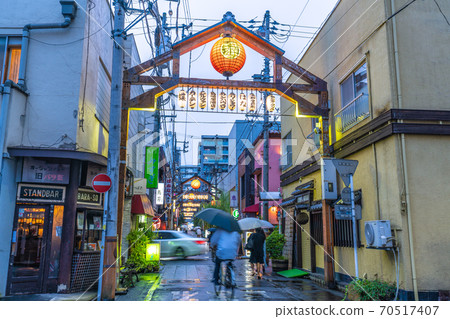 View of Yokohama cityscape of Japan, such as Yokohama's Noge bar (Yanagi-dori) 70517407