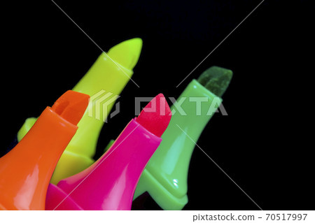 multi-colored markers , close-up multi-colored markers , close-up 70517997