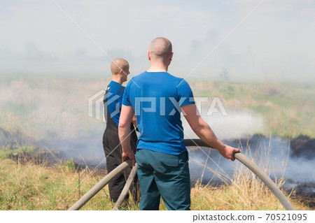 fire, firefighter, firemen 70521095