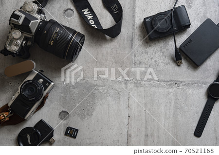 Electronic devices such as digital cameras and smart watches Electronic devices such as digital cameras and smart watches 70521168