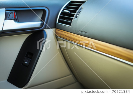 Dashboard 70521584