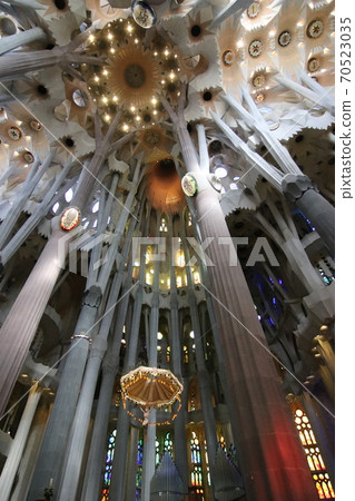 Sakurada Familia (Spain) Sakurada Familia (Spain) 70523035