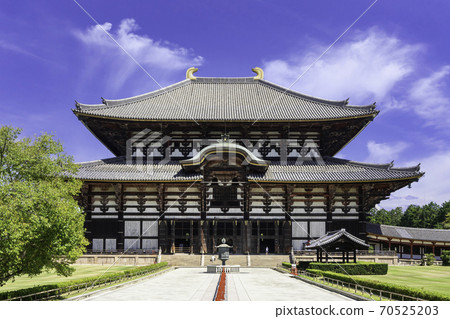Todaiji Temple, Great Buddha Hall, Nara City, Nara Prefecture 70525203