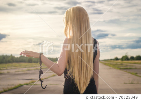 female, man, people 70525349