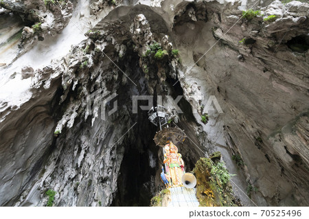 Batu Caves temples in Kuala Lumpur 70525496