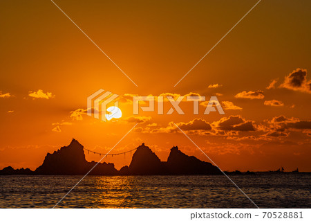 （神奈川縣）萬祖半島三石海灘日出 70528881