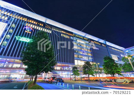 [福岡縣] JR博多站的夜景 70529221
