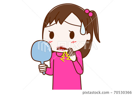A girl whose lips are dry and dry and hurts 70530366