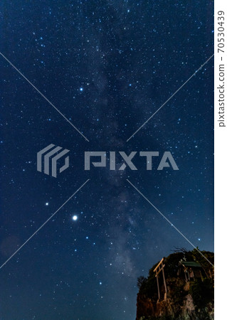 Beautiful starry sky and Bentenjima on the beach of Inasa, the mythical country 70530439