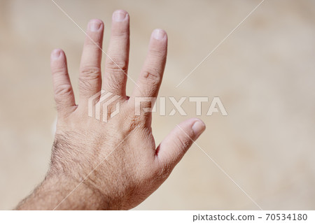 Hands got wrinkly and pruney in the bath, or in water Hands got wrinkly and pruney in the bath, or in water 70534180