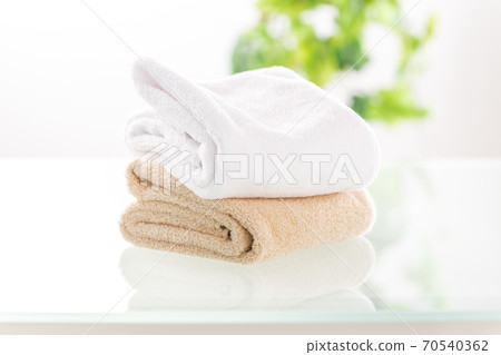 Layered soft towels 70540362
