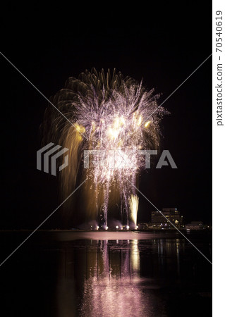 [Nagahama City, Shiga Prefecture] Nagahama / Lake Biwa Fireworks Festival 70540619