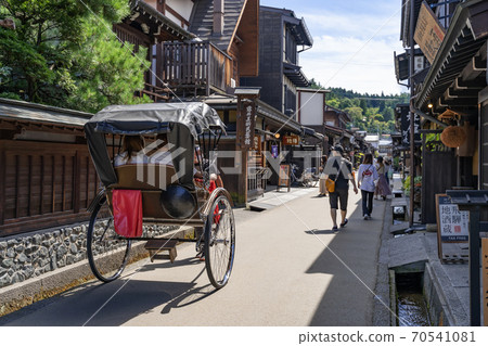 Hida Takayama Old Town, Sanmachi Traditional Buildings Preservation Area, Rickshaw 70541081