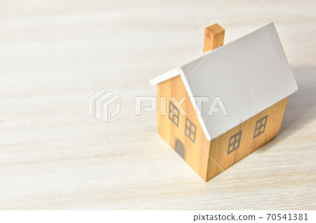 買房子的形象 70541381