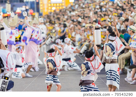[Awa Odori] Summer is at its peak! Awa Odori performance in Tokushima 70543290