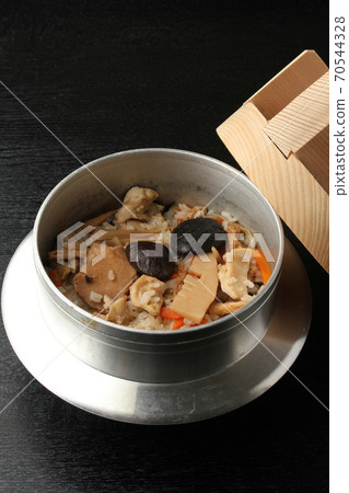 煮米飯 70544328