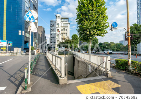 東京地鐵千代田線的乃木坂站 東京地鐵千代田線的乃木坂站 70545682