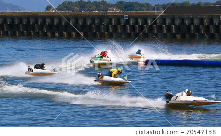 Race boat Race boat 70547138