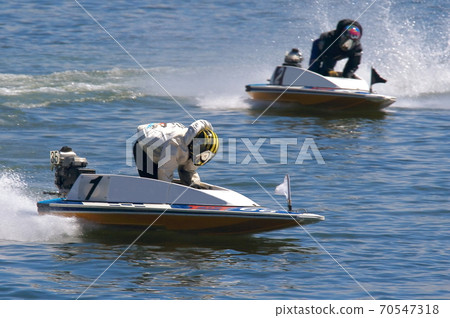Race boat Race boat 70547318