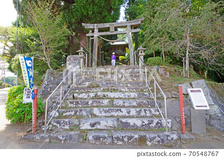大分市在豐後高速公路上指定的有形文化財產丸山神社 70548767