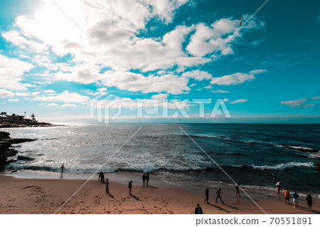 The sea of California 70551891