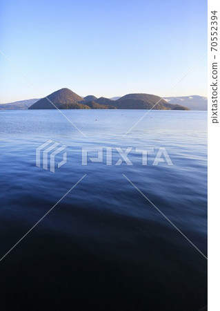 洞爺湖·中島（北海道洞爺子町） 70552394