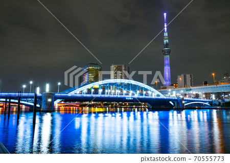 發光的駒形橋和東京晴空塔<2020年10月> 70555773