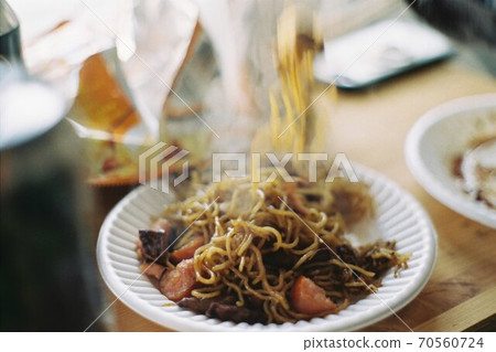燒烤炒麵 70560724
