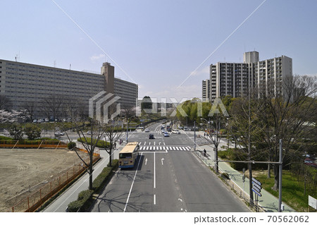 UR Senri Takemidai housing complex and UR Senri Momoyamadai housing complex in Senri New Town (Suita City, Osaka Prefecture) 70562062