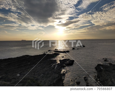 從南房總咖啡館的日落美景 從南房總咖啡館的日落美景 70566807