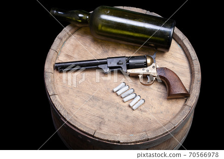 Old West Weapon - Percussion Army Revolver with paper cartidges and green glass liquor bottle Old West Weapon - Percussion Army Revolver with paper cartidges and green glass liquor bottle 70566978