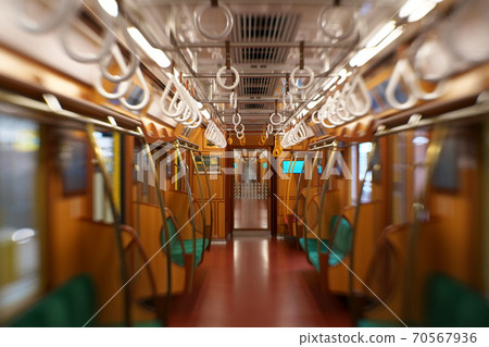 東京地鐵銀座線內 70567936