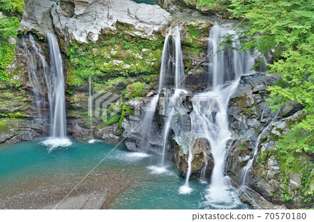[Otodoro Falls] Sawadani, Naka-cho, Naka-gun, Tokushima Prefecture 70570180