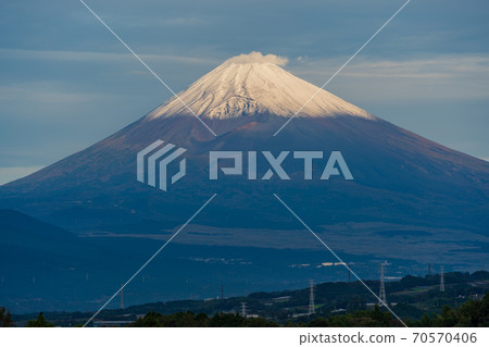 [Kannami Town, Shizuoka Prefecture] Mt. Fuji seen from Izu 70570406