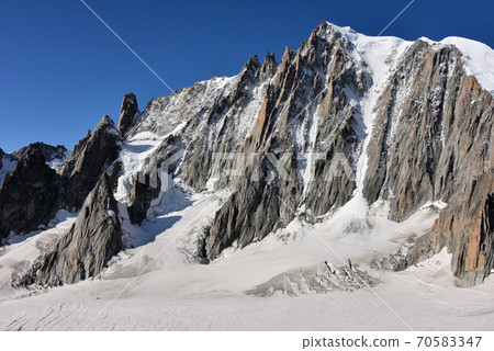 萬寶龍在意大利方面 70583347