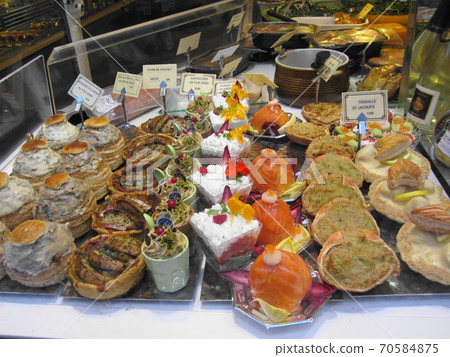 Cake in Paris, France 70584875