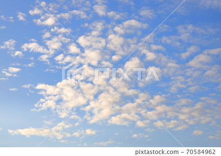 Autumn sky and clouds 70584962