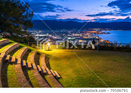 《長野縣》 Su訪湖夜景,立石公園景 《長野縣》 Su訪湖夜景,立石公園景 70586791