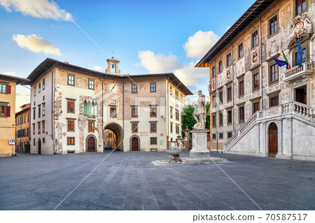 Pisa, Italy. View of Piazza dei Cavalieri square 70587517