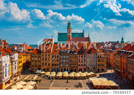 Market square in Warsaw Market square in Warsaw 70589557