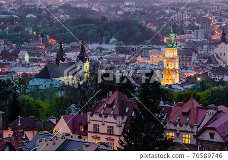Night Lviv view 70589746