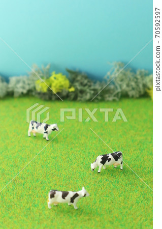 牛和草(新年賀卡) 牛和草(新年賀卡) 70592597