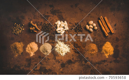 Turkish seven spice Yedi Bahar mix over rusty 70593658