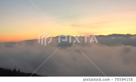 Scenery of the sea of clouds, sunrise and sunrise in Shinshu. 70594158