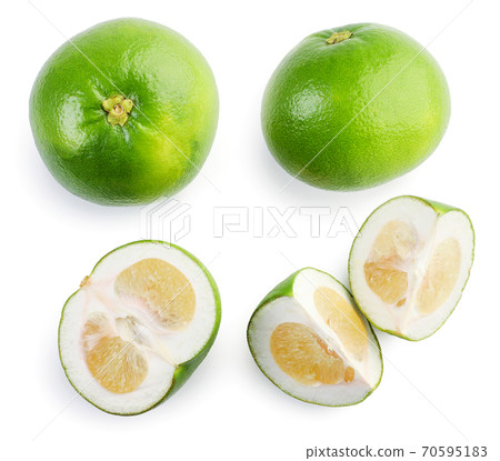 Oroblanco fruit set whole, half and piece on a white background, isolated. The view from top Oroblanco fruit set whole, half and piece on a white background, isolated. The view from top 70595183